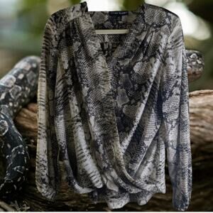 Catherine Malandrino Large long sleeve faux wrap polyester snake print top.